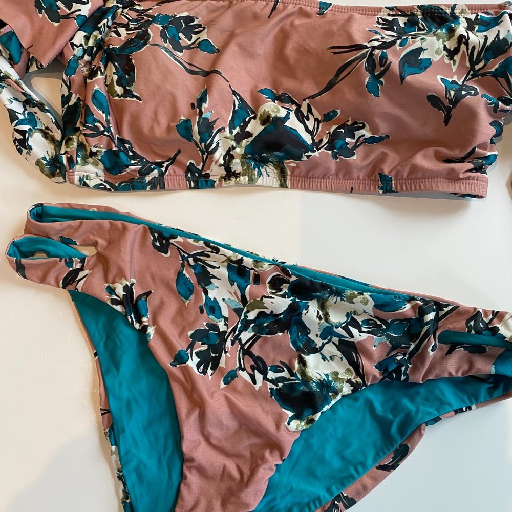 Splendid off-the-shoulder flower print bikini with reversible bottoms